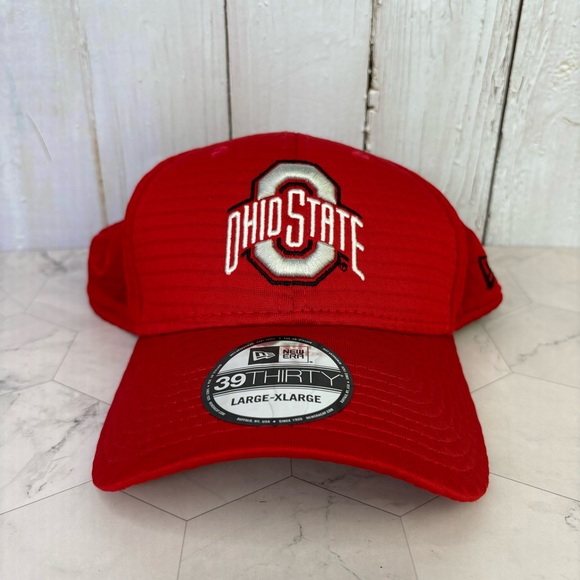 New Era 39Thirty Ohio State OSU Buckeyes Stretch Fitted Hat Mens Red White Cap - Picture 3 of 7